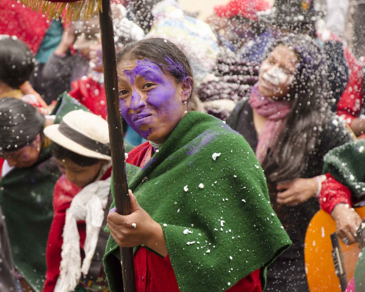Harina de colores, Carnaval en Guamote