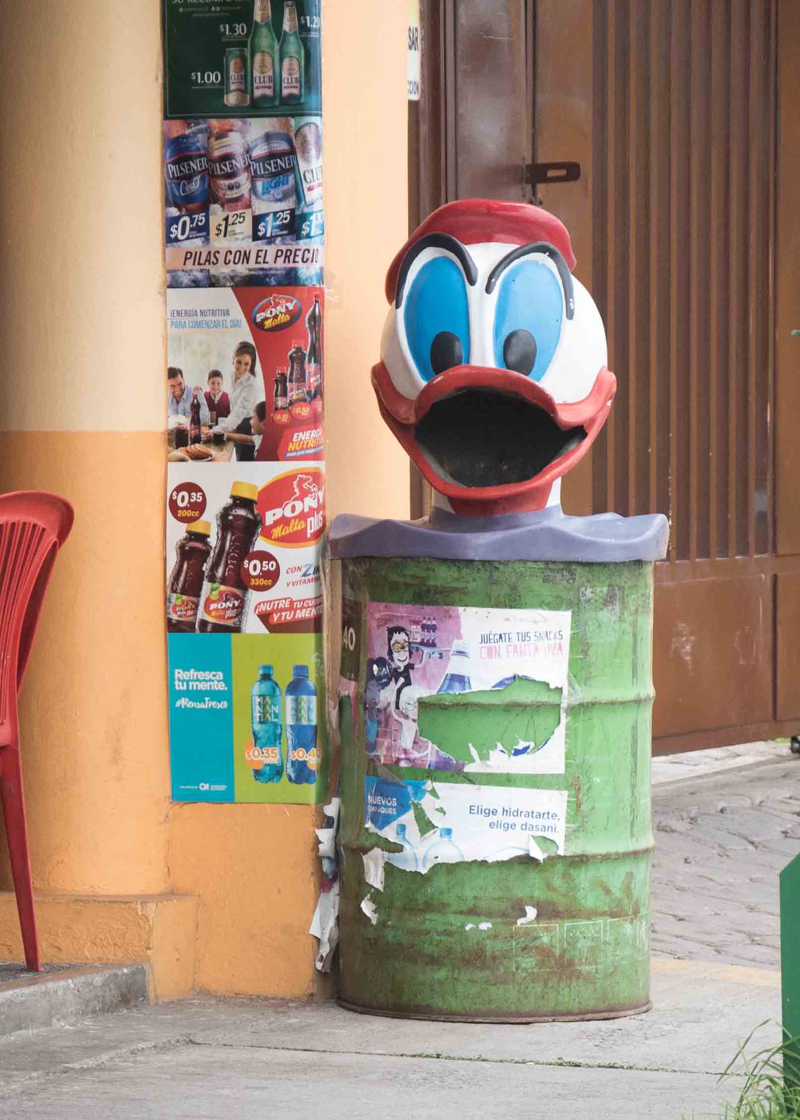 Pato Donald en Salcedo, Ecuador