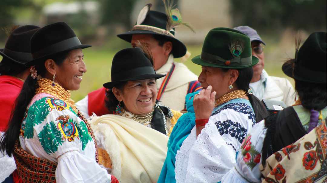 Mujeres de Zuleta en traje tradicional | © Felipe Escola