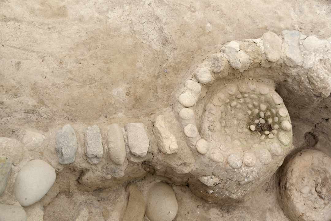 Piedras colocadas en forma de espiral