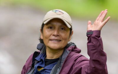 La primera mujer guía de aves de Mindo: Julia Patiño