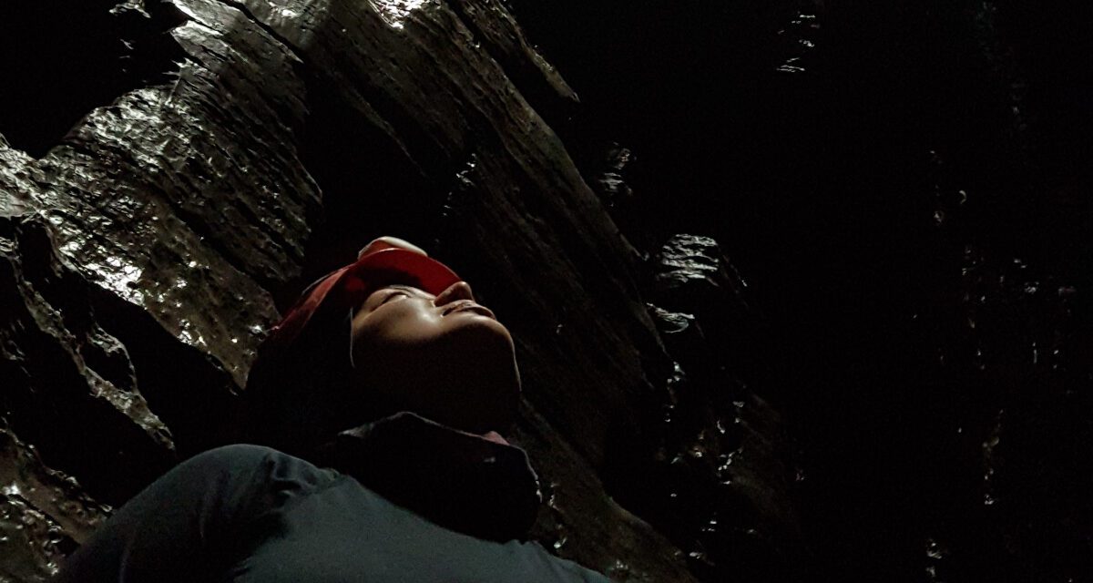 Cueva de los Tayos: Un Lugar Sagrado en Riesgo del Turismo Masivo