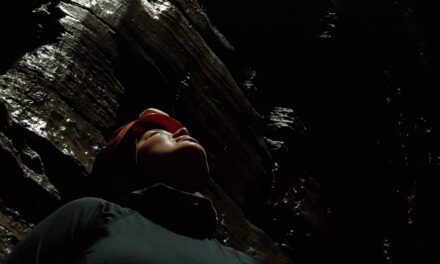 Cueva de los Tayos: Un Lugar Sagrado en Riesgo del Turismo Masivo