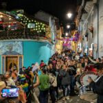 Celebra las fiestas de Quito con amigos locales
